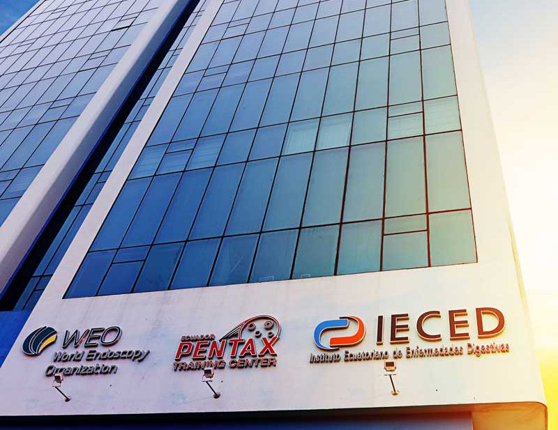 Exterior del Edificio Instituto Ecuatoriano de Enfermedades Digestivas IECED